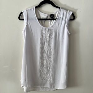 Black Saks fifth avenue top. XS white